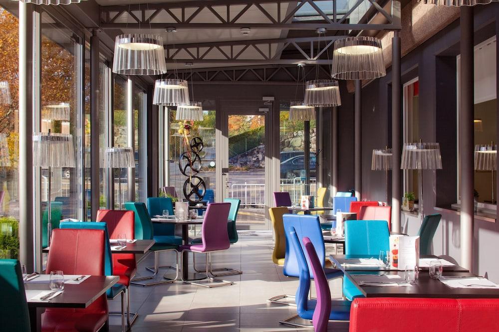 Hotel Des Inventions Ecublens  Eksteriør billede